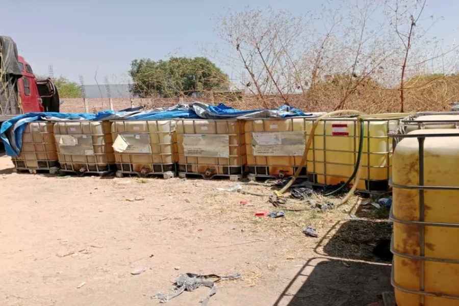 Autoridades aseguran más de 200 mil litros de huachicol en Guanajuato
