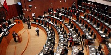 Senado “buró laboral”