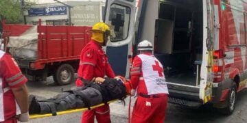 Camión mujeres Monterrey