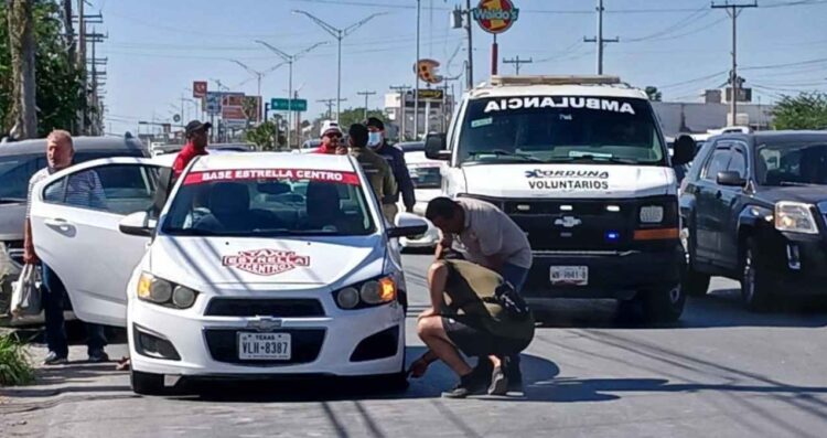 Choque avenida Lauro Villar