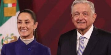 Claudia Sheinbaum niega que AMLO haya sido hospitalizado