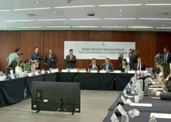 Comisiones del Senado avalan recorte a 'pensiones millonarias'