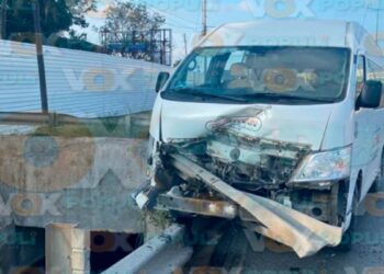 Conductor camioneta barandal Altamira