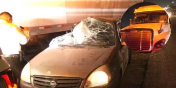 Conductor sobrevive de milagro tras participar en fuerte accidente en la carretera Monterrey-Saltillo