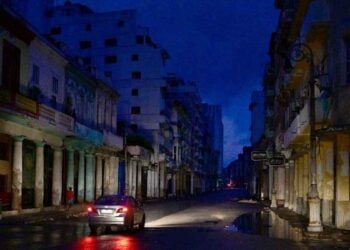 Cuba sufre apagón masivo nacional; investigan fallas en la red eléctrica