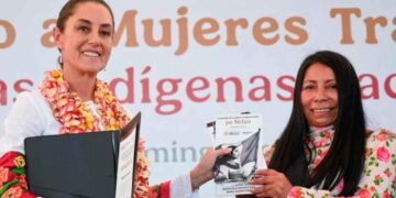 Desde Oaxaca, Sheinbaum plantea dedicar el año 2030 a las mujeres de México