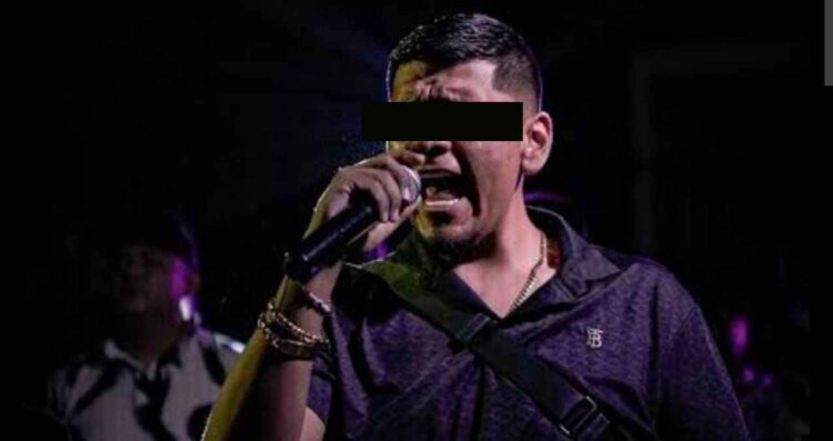 vocalista del grupo Aferra2