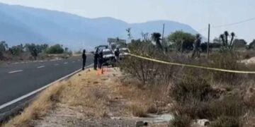 Encuentran tres cuerpos con señales de violencia en carretera de Puebla