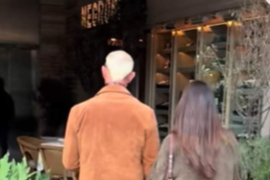 Erik Rubín reaparece tomado de la mano con una mujer ¿Nuevo romance