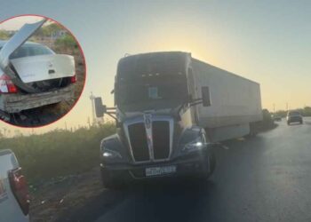 percance tráiler automóvil Nuevo Laredo