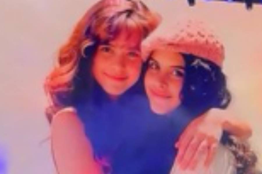 Gloria Trevi sorprende al reencontrarse con Mary Boquitas en concierto