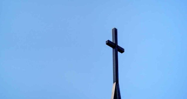 Iglesia violencia fortalecer familia