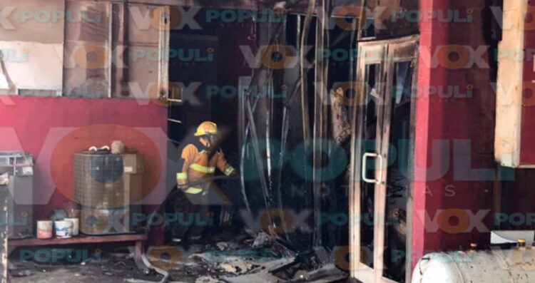 Incendio salón de fiestas en Victoria