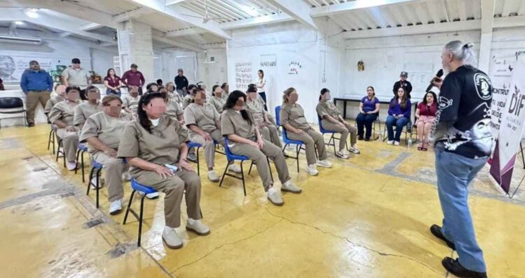 Internas del CEDES de Altamira, Tamaulipas, participan en conferencia por el Día Internacional de la Mujer
