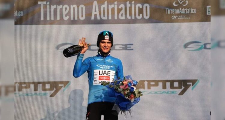 Isaac del Toro líder Tirreno