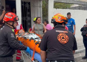 Joven descarga eléctrica en Santa Catarina