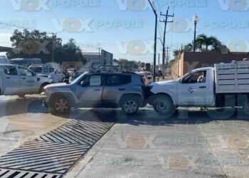 Joven mujer provoca choque múltiple en Altamira, Tamaulipas
