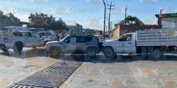 Joven mujer provoca choque múltiple en Altamira, Tamaulipas