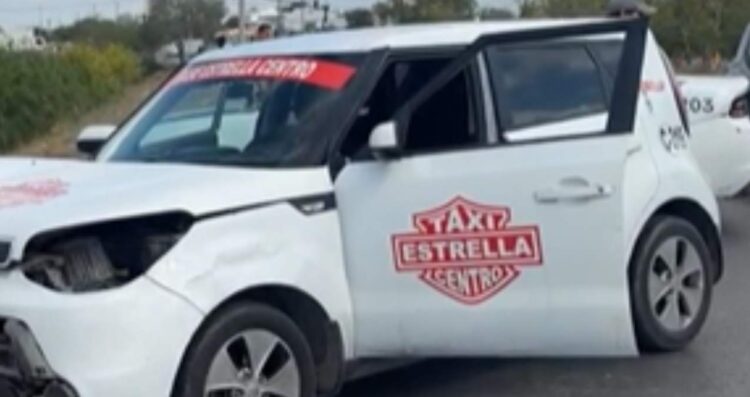 Joven taxista se estrella contra un poste en Matamoros, Tamaulipas