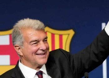 Laporta confirma la renovación de Hansi Flick con el Barcelona