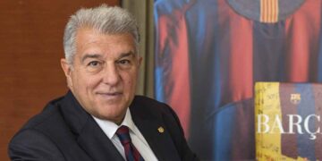 Laporta desmiente declaraciones de Xavi Hernández sobre el regreso de Messi al Barça
