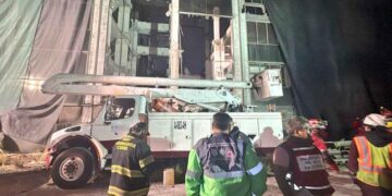 Localizan cuerpo del segundo trabajador que quedó atrapado tras derrumbe de edificio en la Calzada San Antonio Abad en la CDMX