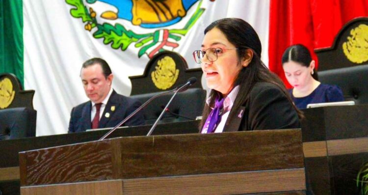 Lucero Deosdady lleva al Congreso de Tamaulipas propuesta para proteger a las mujeres del sector salud