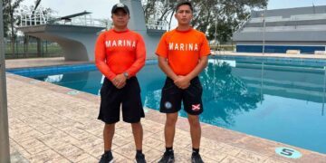 Marina capacita a salvavidas de Tampico, Tamaulipas, ante inicio de temporada de albercas