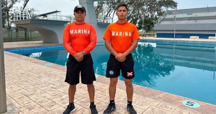 Marina capacita a salvavidas de Tampico, Tamaulipas, ante inicio de temporada de albercas