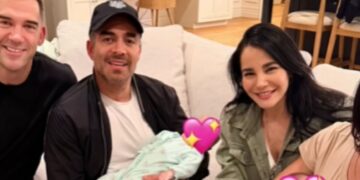 Martha Higareda comparte emotivo encuentro de sus gemelas con sus amigos cercanos