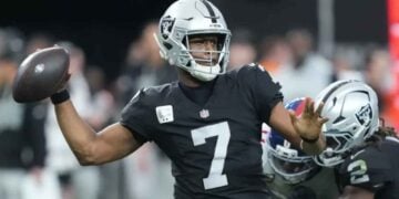 Más de 10 años después, Geno Smith vuelve a los Jets de la NFL