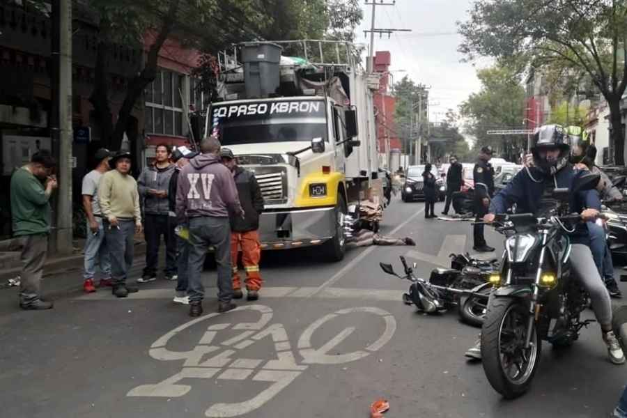 Muere hombre atropellado por camión de basura en la Ciudad de México