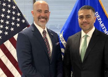 Omar Harfuch se reúne con jefe de la DEA en Washington para fortalecer cooperación contra el narcotráfico