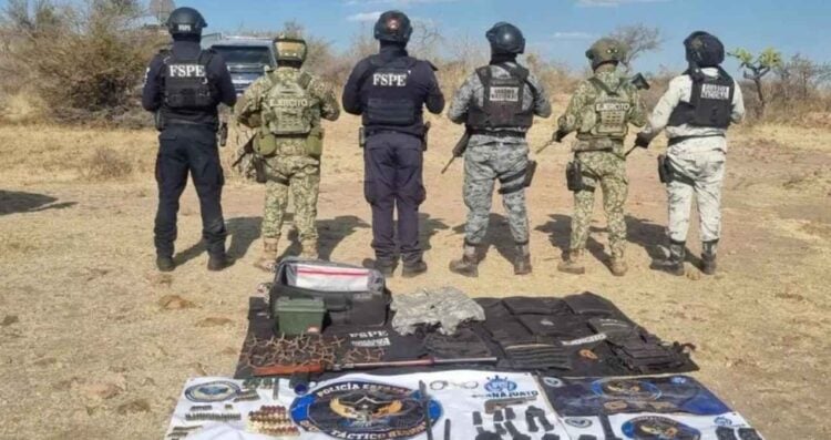 Operativo conjunto permite localizar armas y más de 160 cartuchos en Juventino Rosas, Guanajuato