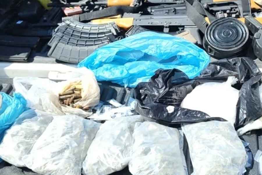 Operativos conjuntos en Sinaloa dejan 19 detenidos y decomiso de armamento