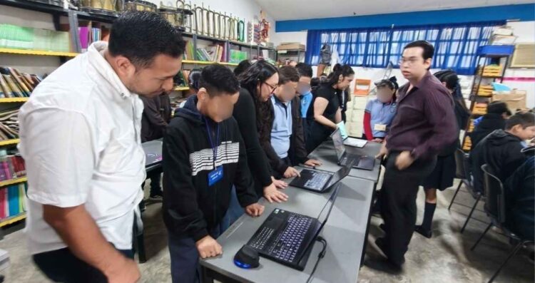 Promueve UPV vocación científica entre niñas y niños mediante taller de ciencias y tecnología