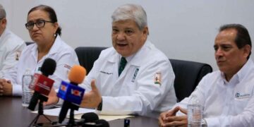 Renuncia Vicente Plascencia como Director del Hospital Infantil