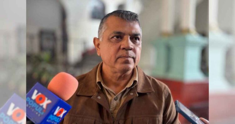Servicios Públicos refuerza limpieza tras fuertes ráfagas de viento en Ciudad Victoria, Tamaulipas
