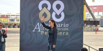 Sheinbaum encabeza ceremonia del 88 aniversario de la Expropiación Petrolera en Pueblo Viejo, Veracruz