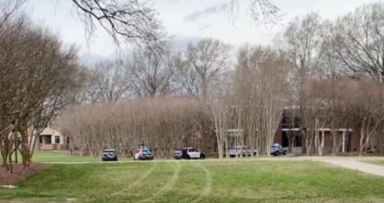 Tiroteo en Universidad de Virginia, Estados Unidos, deja 2 heridos y el agresor muerto