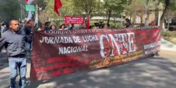 VIDEOS: Integrantes de la CNTE inician marcha y plantón 72 horas en la CDMX