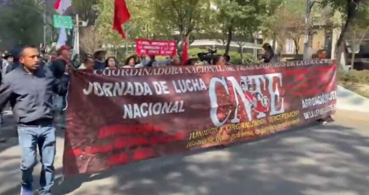 VIDEOS: Integrantes de la CNTE inician marcha y plantón 72 horas en la CDMX