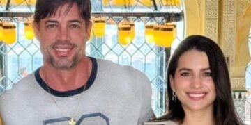 William Levy se deja ver enamorado en España junto a su novia