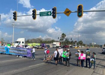 bloqueo de avenida en Altamira