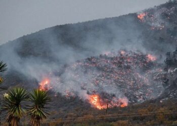 incendio forestal en la sierra de Bustamante