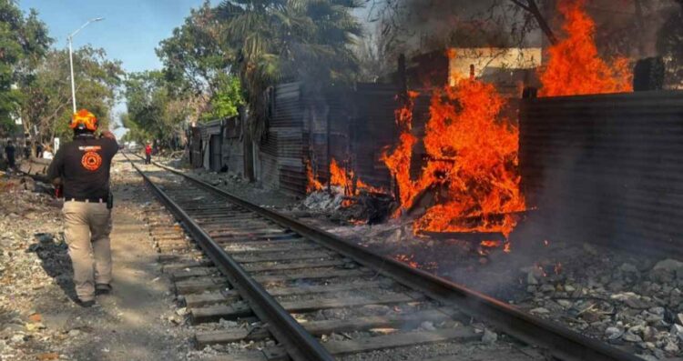 incendio vivienda de lámina Monterrey