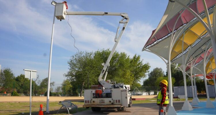 mantenimiento en parques de Nuevo Laredo