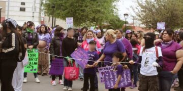 marcha avenida Guerrero en Nuevo Laredo
