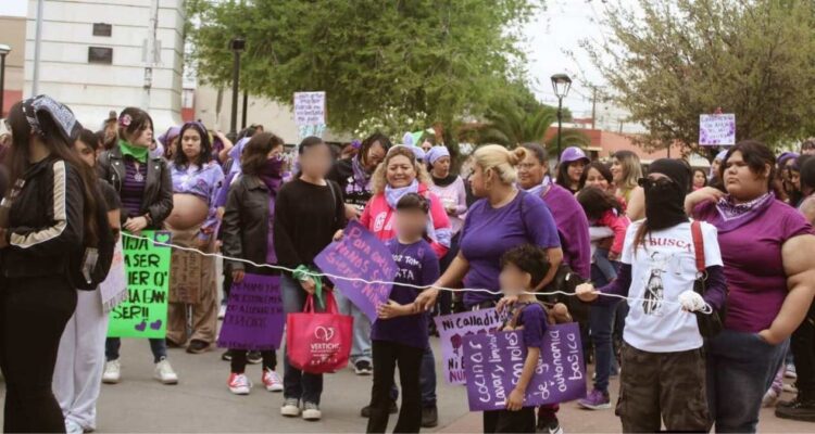 marcha avenida Guerrero en Nuevo Laredo