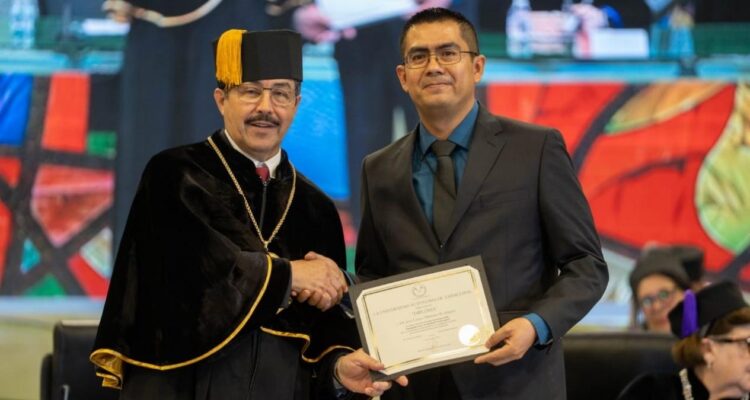 premio investigador UAT